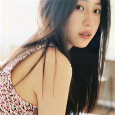 鸡毛爱情海报